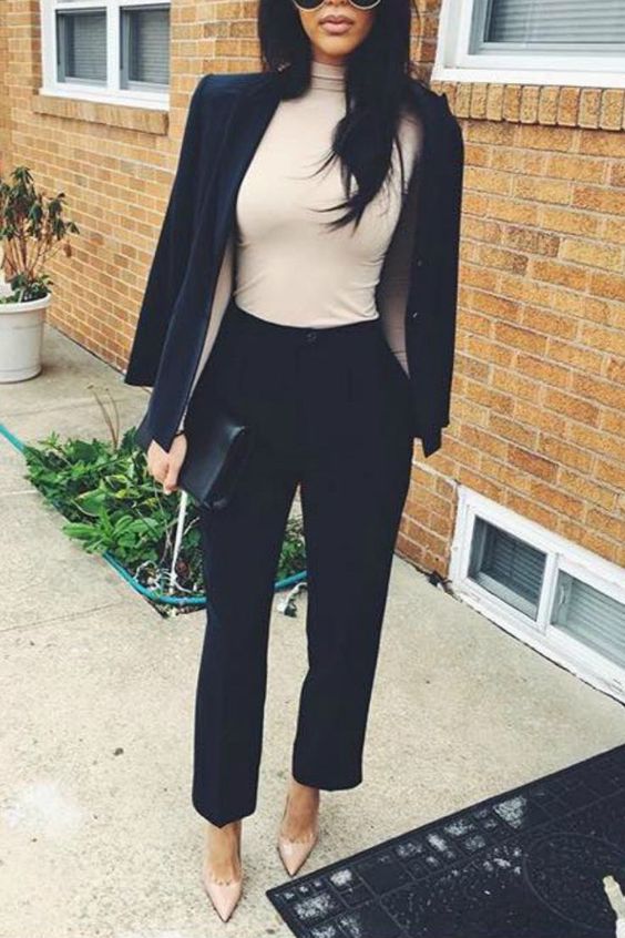 Classic - Trendy blazer and trouser outfit